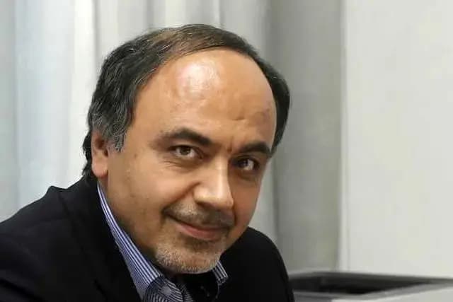  ورود معاون رئیس‌جمهور در امور زنان و خانواده به یزد/ ادای احترام به سومین شهید محراب 