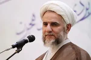 تصاویری از گپ و گفت قالیباف و سیدحسن خمینی در حاشیه یک دیدار/ نمایندگان به مرقد امام رفتند