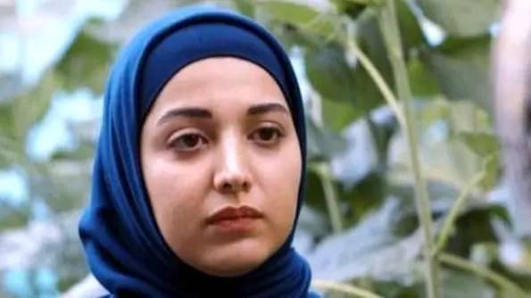 فیلم / مادر جواد عزتی در وحشی: به هومن سیدی گفتم فقط سیگار و چایی من رو برسون !