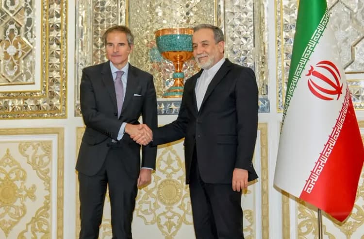 عراقچی به به مصر و لبنان می رود