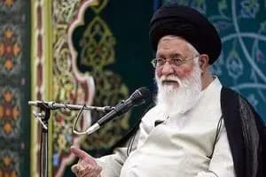 بی دین سازی جوانان حربه دشمن برای ضربه زدن به انقلاب اسلامی است