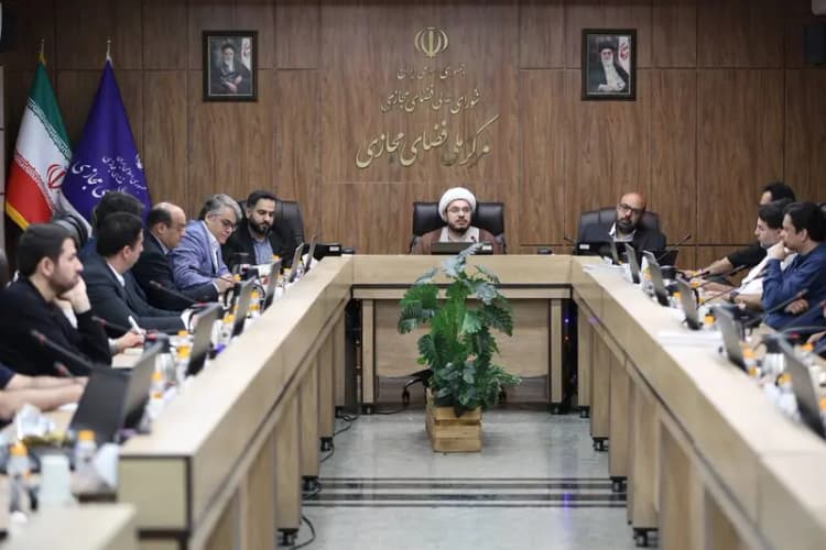 «محمد عباسخانی» از مدیرعاملی «حرکت اول» کناره‌گیری کرد/ «مهدیار آقانصیر» مدیرعامل جدید شد

