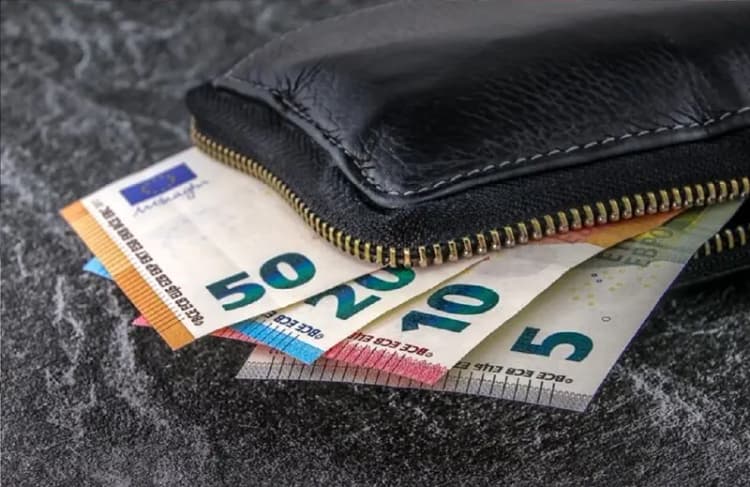 آخرین قیمت ارزها در بازار ارز تجاری/ دلار چند شد؟
