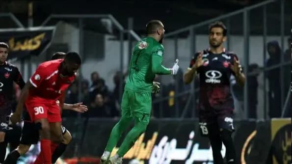 واکنش پرسپولیس به ادعای غرامت یک میلیونی گندوز!