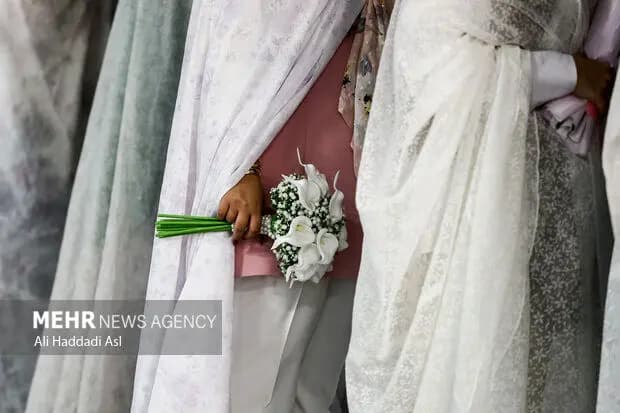 چند تصویر جالب از مراسم ازدواج دانشجویی
