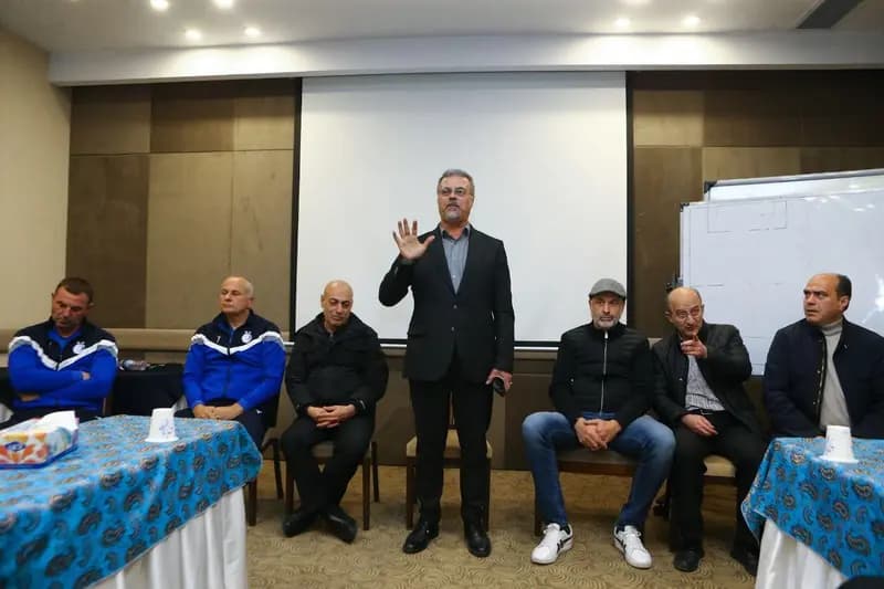 نظری‌جویباری: هوادار استقلال هستم و این تیم را درست می‌کنم!