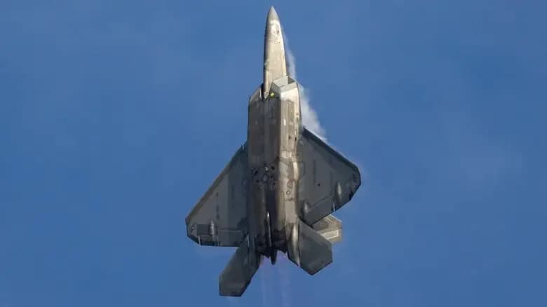 چرا F-22 هنوز نتوانسته هیچ جنگنده‌ای را سرنگون کند؟