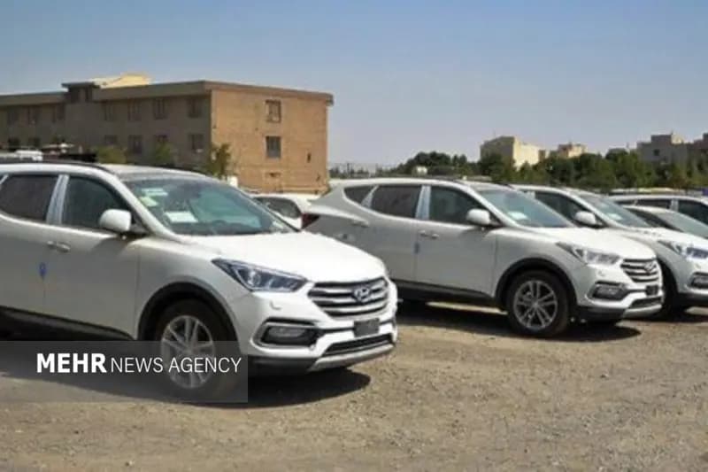 کشف ۲۵ دستگاه خودروی قاچاق در انباری در نصیرشهر