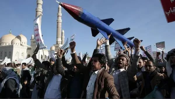 چین مؤقتا روادید کشورهای حاشیه خلج فارس را لغو کرد