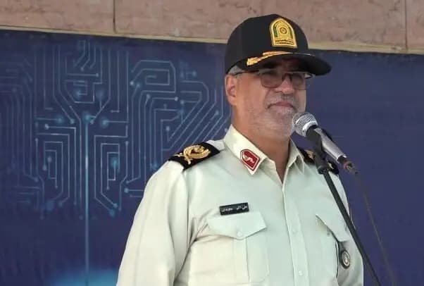 تنها راه حل مشکلات اقتصادی ایستادگی، وحدت و مقاومت است