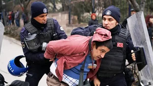 بازداشت‌ها در شهرداری استانبول ادامه دارد