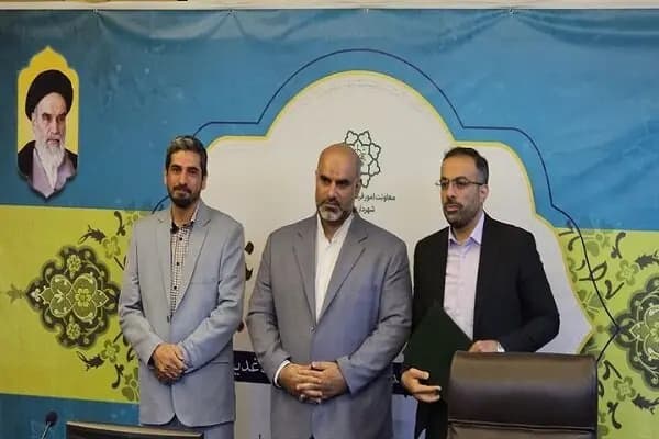 عضو شورای شهر تهران: قطعه ۳۲۹ بهشت زهرا تنها قطعه باقی‌مانده برای دفن روزانه اموات است / اگر ظرفیت این قطعه نیز به پایان برسد، بهشت زهرا دیگر امکان دفن روزانه اموات را نخواهد داشت / در قطعات جدید، به ویژه قطعات شماره ۳۰۰ به بالا، فضای خالی وجود ندارد