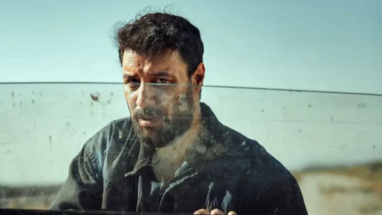 «انقلاب کوهستانی» رمانی ماچراجویانه و پرخطر برای نوجوانان