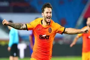 چرا هنوز قرارداد صادقی با پرسپولیس نهایی نشده؟