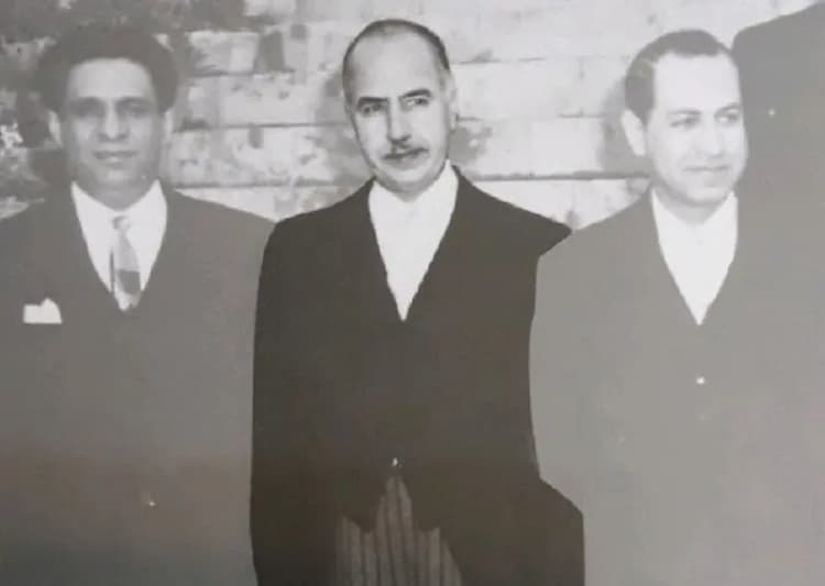 جدال پزشکیان و ساواک (عکس)