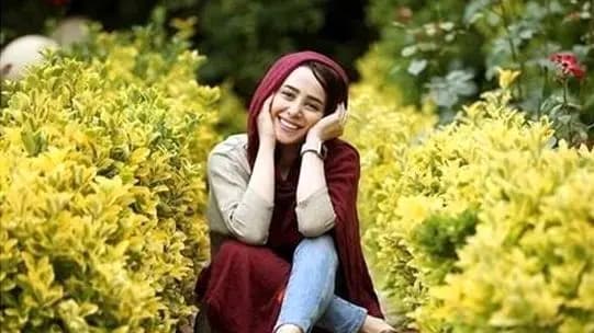 بهنوش طباطبایی و ترلان پروانه در پشت صحنه سریال سووشون / چه لباس های خوشرنگی+ عکس