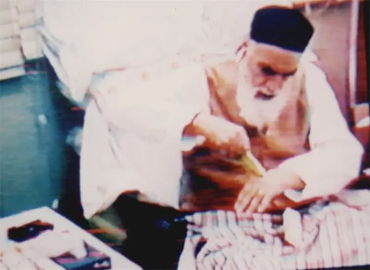 تقریظ رهبر انقلاب بر کتاب «روح‌الله» ۱۱ خرداد منتشر خواهد شد