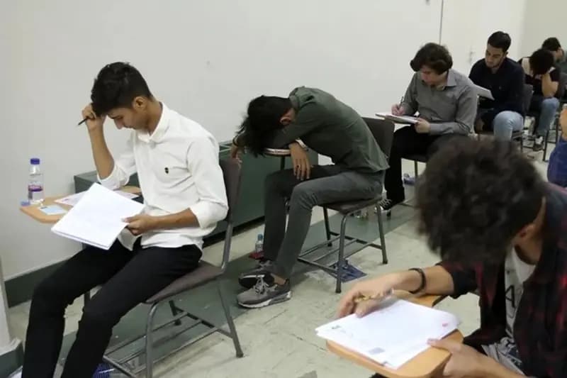 توضیحات آموزش‌وپرورش درباره وقفه در شروع آزمون علوم تجربی پایه نهم: رمز پوشه اصلی سوالات به اشتباه در سامانه بارگذاری شده بود