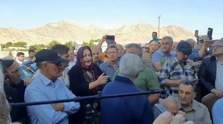 بیش از ۵۰۰۰۰ قطعی برق به دلیل آب و هوای نامساعد در سریلانکا