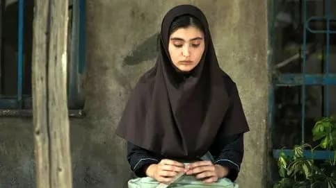 عکس ها / اینجا خانه ترلان پروانه است ! / چیدمان محشرش را ببینید  /  چه قاب عکس های زیبایی داره !