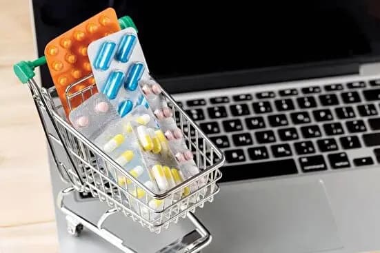 فروش آنلاین دارو باید قانونمند شود