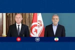 فرمانده نیروی زمینی ارتش: متعهد به برقراری صلح و امنیت در منطقه هستیم/ امروز ولایت فقیه و تبعیت از رهنمودهای ایشان نماد قدم گذاشتن در صراط مستقیم