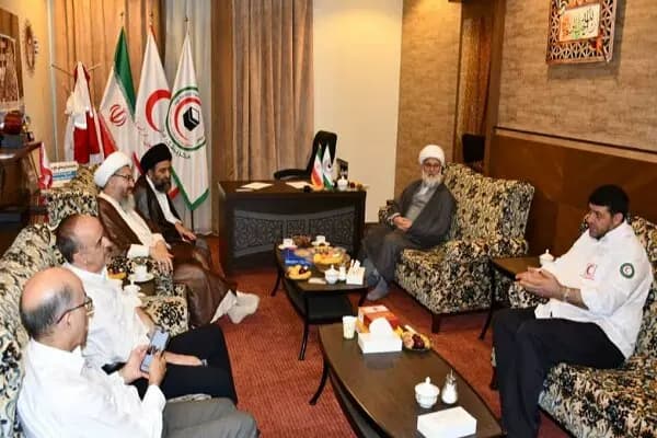 بازدید نمایندگان مراجع تقلید از مرکز پزشکی هلال احمر در مکه مکرمه