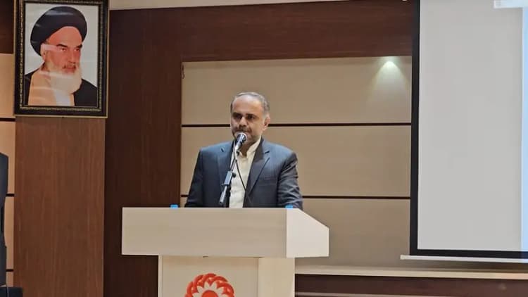 تجمع دکه‌داران مطبوعاتی در اراک؛مدیران صدای اعتراض را بشنوند
