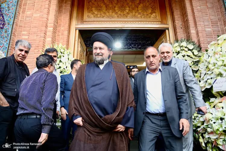  ورود معاون رئیس‌جمهور در امور زنان و خانواده به یزد/ ادای احترام به سومین شهید محراب 