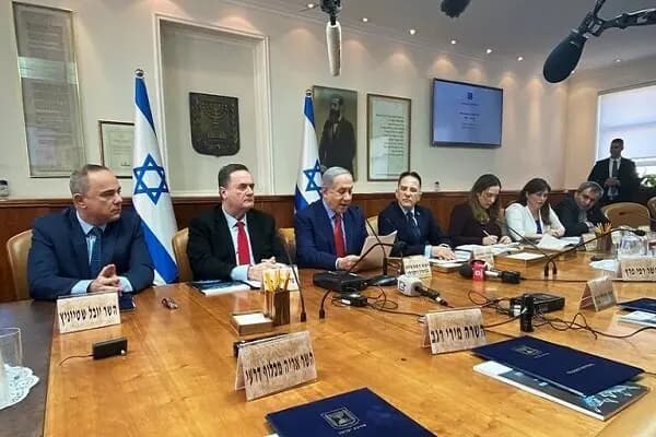 دیدار مقامات اسرائیل با ویتکاف قبل از مذاکره با ایران/ بررسی پیش نویس توافق/ ارتش اسرائیل برای هرگونه تصمیمی که درباره ایران گرفته شود،آماده می‌شود