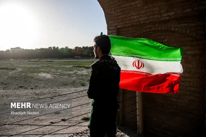 بدرقه کاروان «عاشقان حسینی؛ زائران خمینی» در اصفهان