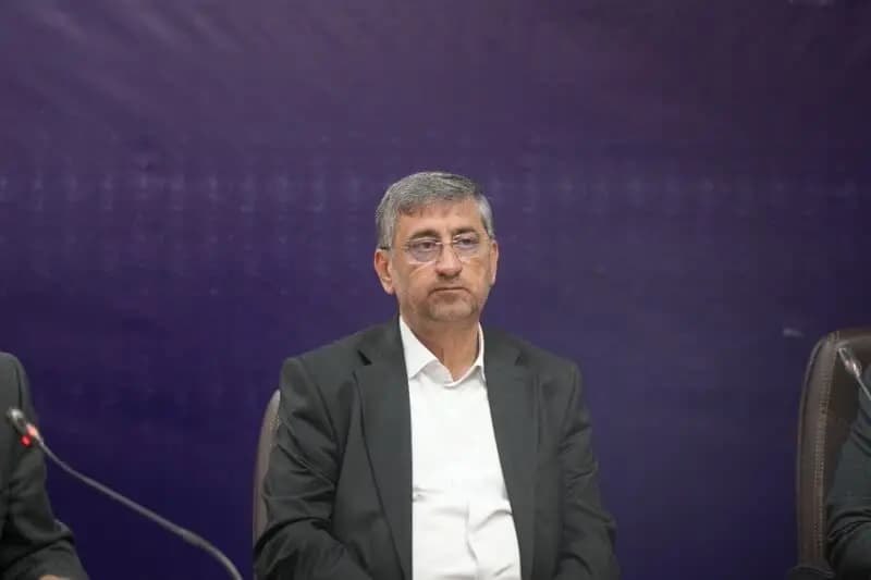 استاندار لرستان: خط‌قرمز ما منافع مردم است