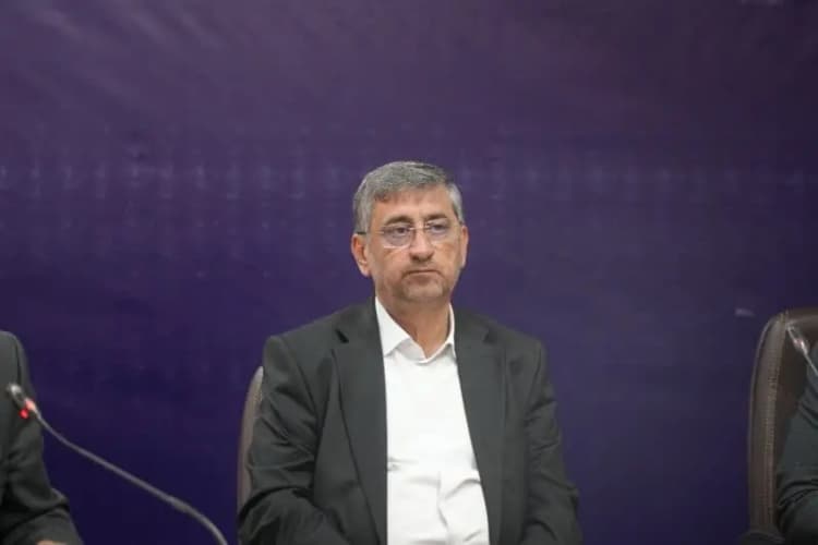 غربت امام باقر(ع) نتیجه بی‌بصیرتی جامعه بود
