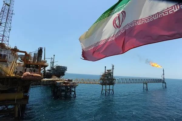 نرخ رشد اقتصادی 1403 با نفت 3 درصد و بدون نفت 2.1 درصد شد