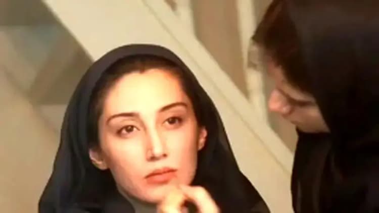 عکس سلبریتی ها/ چهره جدید جذاب «سارا و نیکا» سریال پایتخت بعد 6 سال در 20 سالگی خارج از ایران!