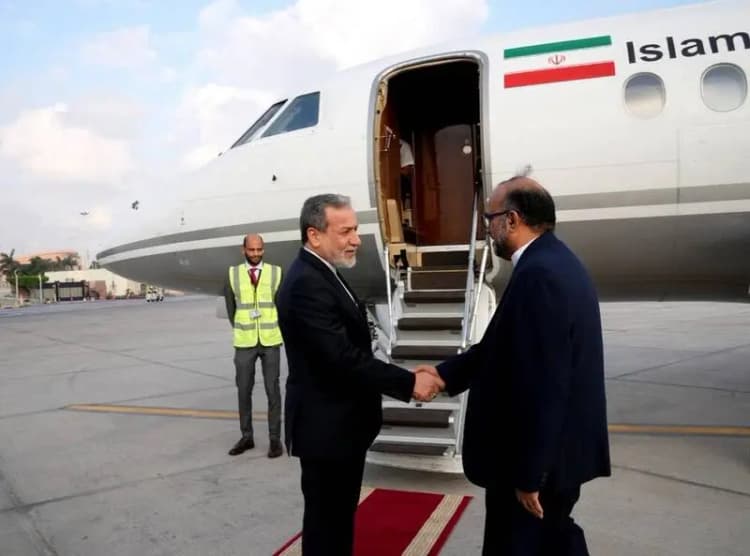 جنجال در روزنامه های صبح امروز