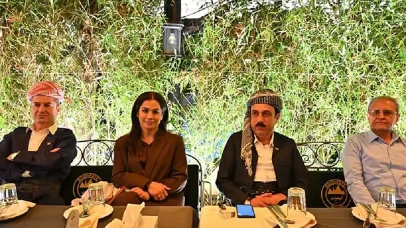 وقتی یک مقام زن عراقی در تهران حجابش را کنار گذاشت! +عکس