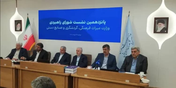 کشف و انتقال خمره‌های تاریخی در دهلران