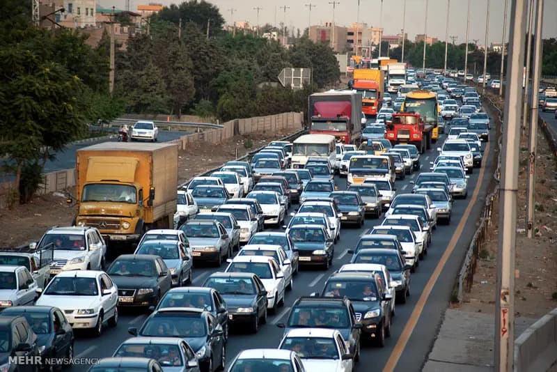 ترافیک سنگین و روان در جاده‌های استان زنجان حاکم است