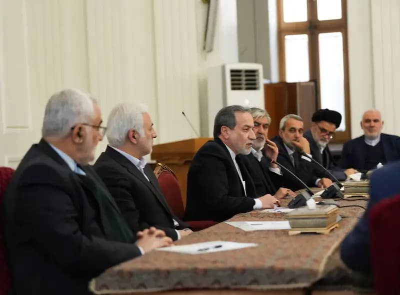 پشت پرده دیدار کرزی با عراقچی در رم چه بود؟