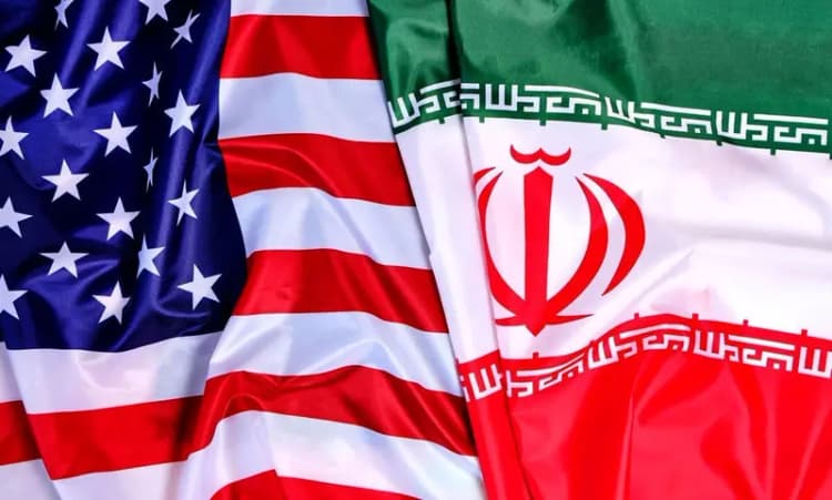 جان باختن یک مامور انتظامی در آبادان به علت واژگونی خودرو