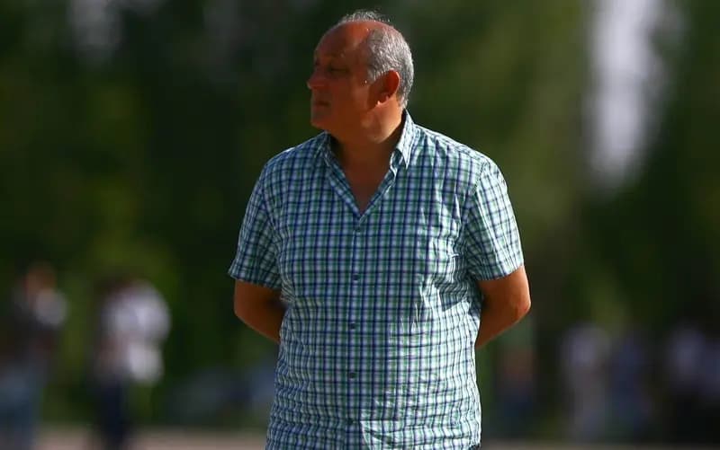 پیشنهاد پیشکسوت استقلال برای آینده آبی‌ها: جباری سرمربی باقی بماند