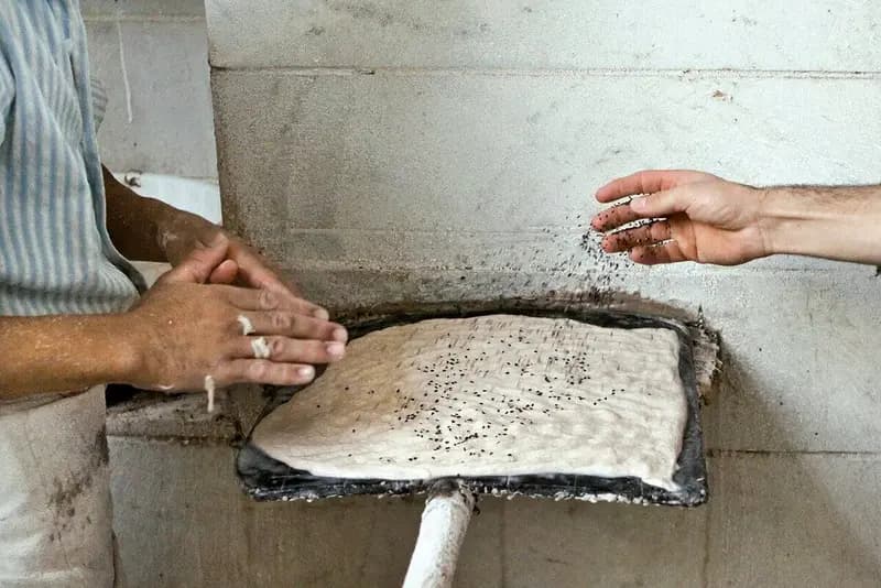 نان در تهران رسما گران شد