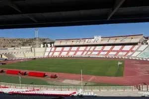 باشگاه تراکتور: چمن ورزشگاه یادگار امام خارجی خواهد بود