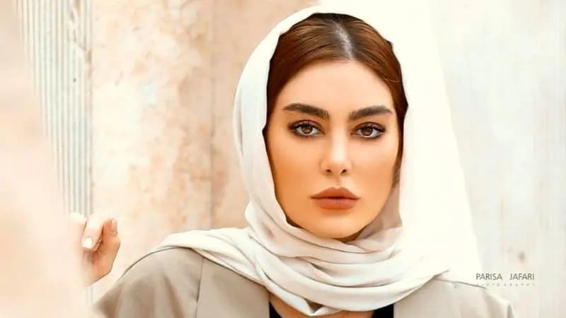 فیلم آواز باشکوه  پویا بیاتی با همراهی سحر قریشی / زندگی یعنی ما ضرب در عشق + موزیک ویدیو