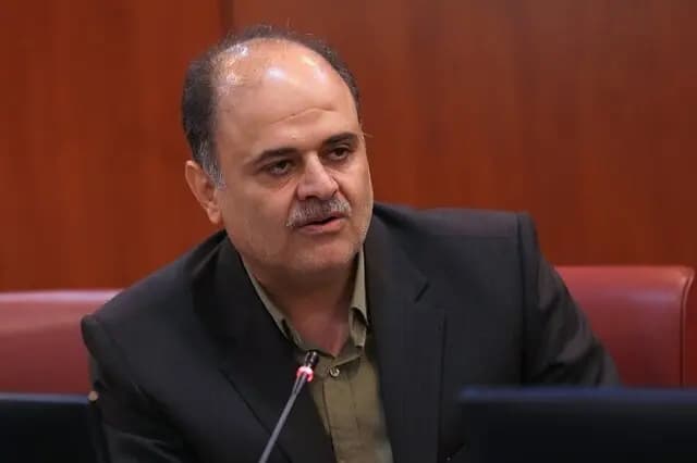 توقیف خودروی نوجوان 14 ساله به‌دلیل تخلفات رانندگی در تبریز