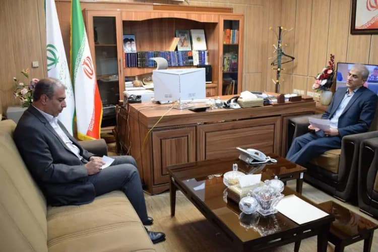 پیاده‌روی زائران حرم امام راحل حرکت تبیینی مقابل تحریف دشمن است