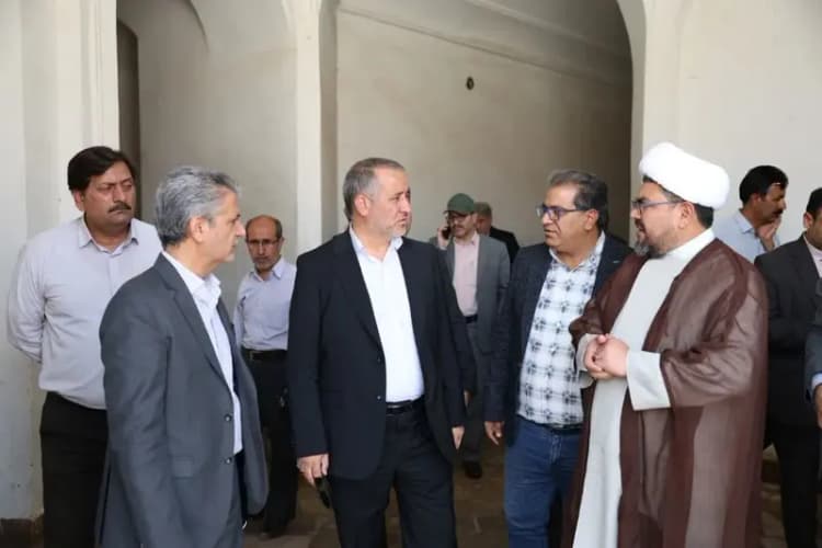 دادستان کرج: اراذل و اوباش فضای مجازی شناسایی و بازداشت شوند