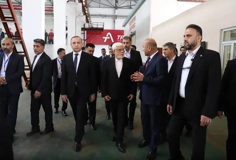 عارف: همکاری‌ بخش خصوصی  ایران و تاجیکستا باید گسترش یابد