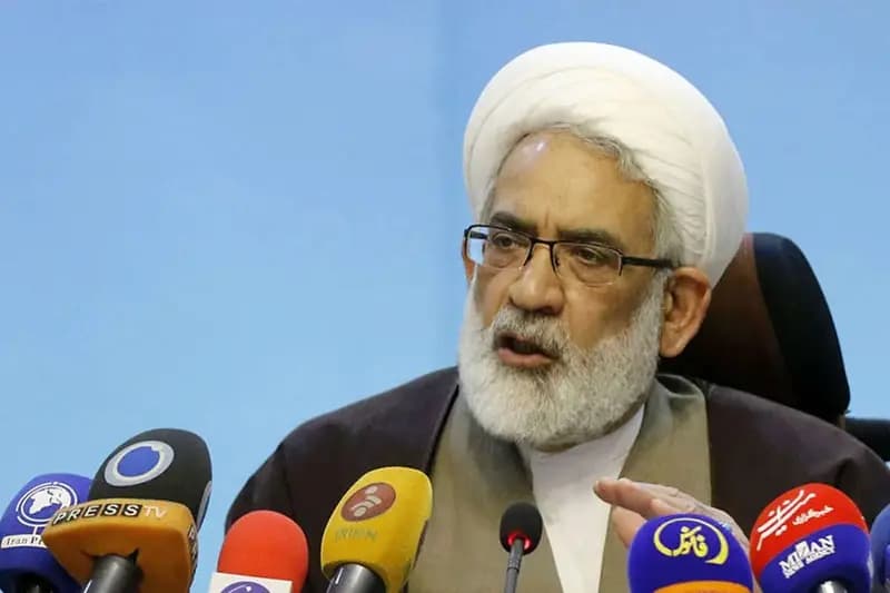منتظری، رییس دیوان عالی کشور: شمار دعاوی خانواده نگران کننده است؛ علت آن هم باز بودن دریچه جهنمی فضای مجازی است/ امروز گلوله های فساد اخلاقی، به اتاق کودکان ما نیز راه پیدا کرده